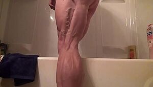 Mind-blowing bulky legged plumper Tempest Yvette Jones bangs herself with Fake penis